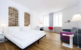 Einzigartig - Das Kleine Hotel Im Wasserviertel